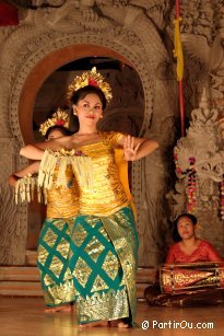 Balinese Danse Legong - Indonesia