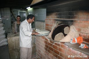 Making arabic bread at Amman - Jordan