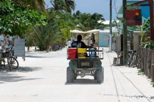 Golf car on Caye Caulker - Belize