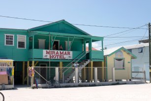 Accomodation at "Miramar Hotel" on Caye Caulker - Belize