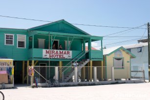 Accomodation at "Miramar Hotel" on caye Caulker - Belize