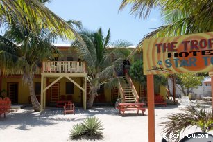 Accomodation at "The Tropics Hotel" on caye Caulker - Belize