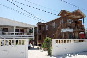 Accomodation at "Blue Waye" on caye Caulker - Belize