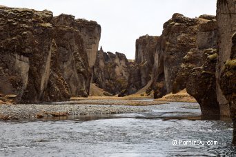 Fjarrgljfur - Iceland