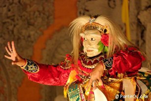 Legong Danse - Indonesia