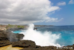 Cliffs at Nusa Ceningan - Indonesia