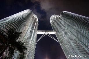Petronas Twin Towers - Malaysia